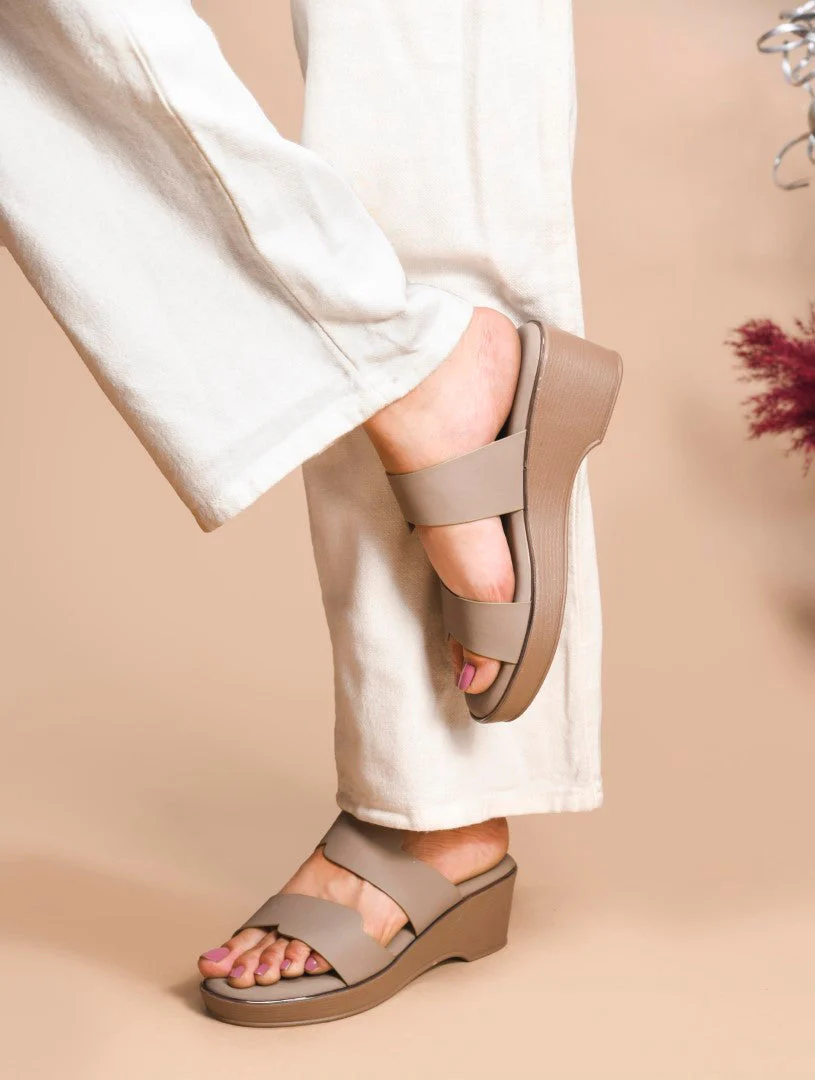 Jm Looks Elegant Strappy Platform Wedges for Women - Image 3
