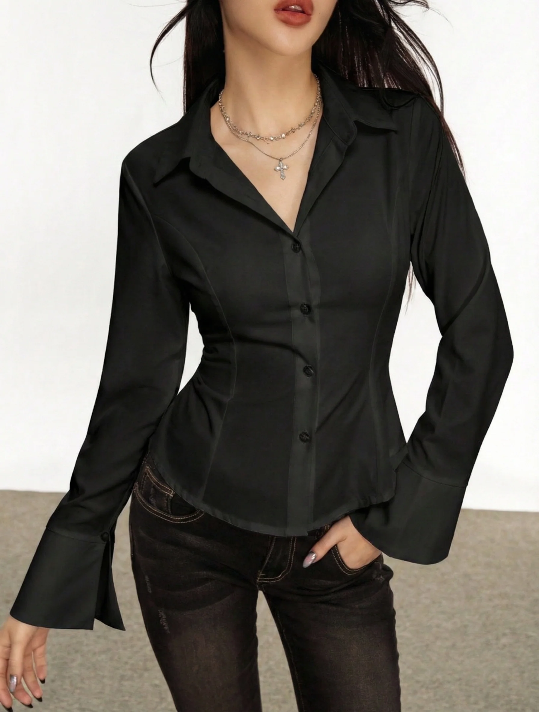 White Fitted Shirt with Back Lace-Up - Image 6