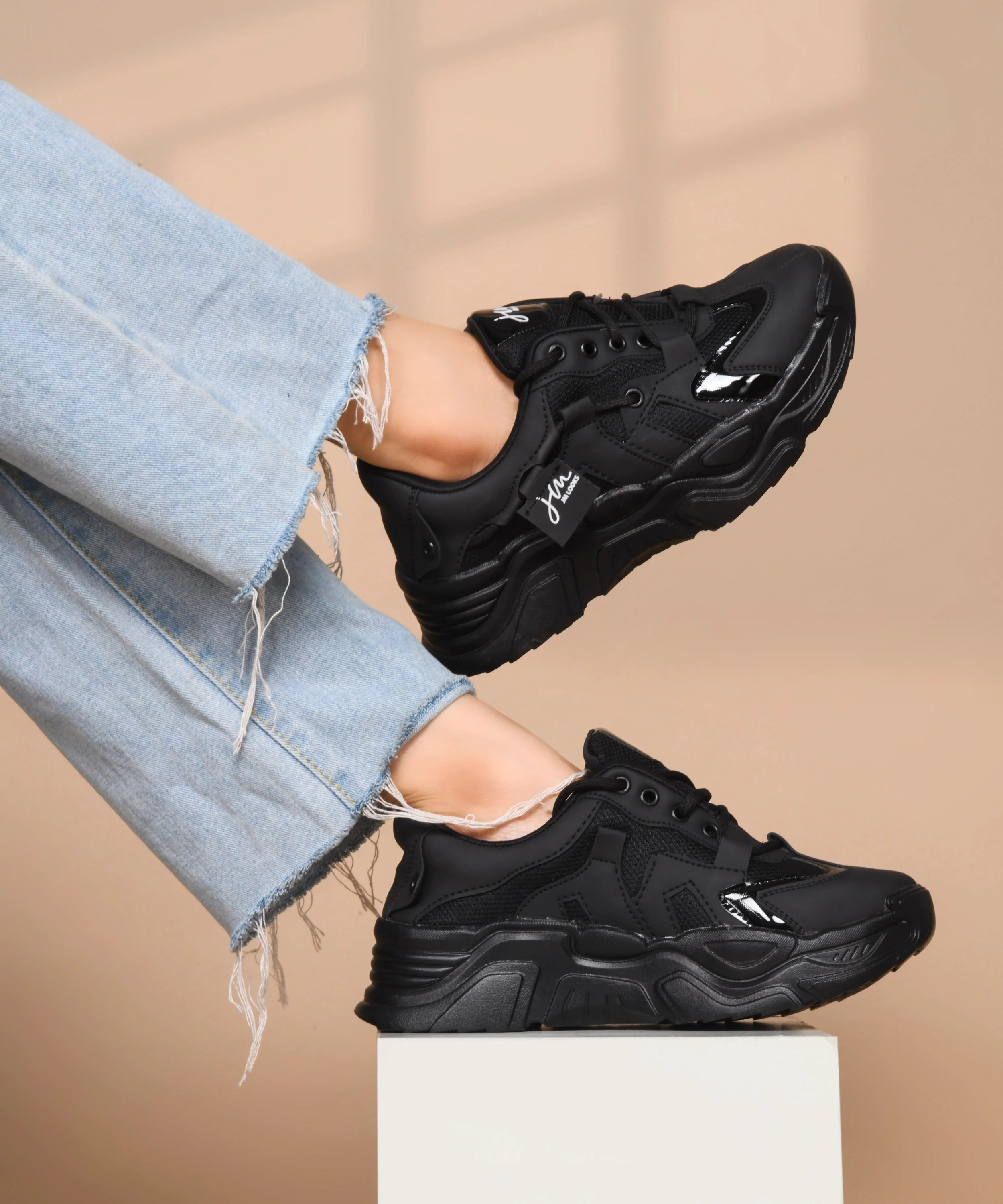 Women’s Chunky Lace-Up Casual Sneakers with Cushioned Sole - Image 3