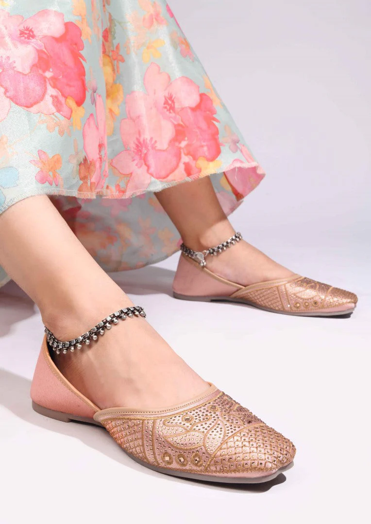 JM Looks Women's Embellished Festive Juttis - Image 4